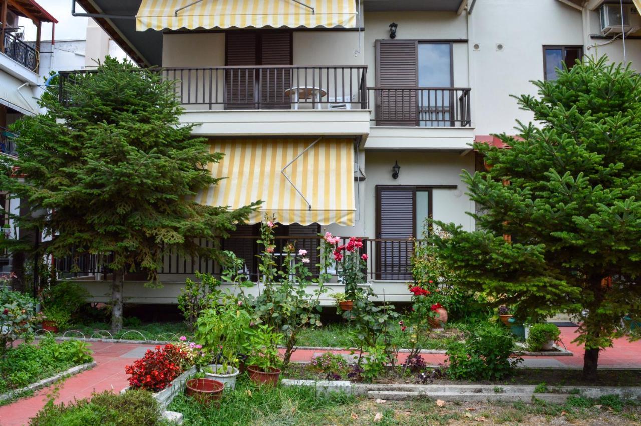Manos Kritikakis Apartments Platamonas Exterior photo