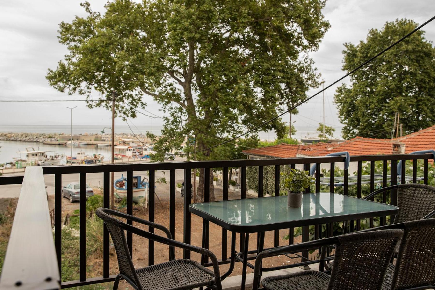 Manos Kritikakis Apartments Platamonas Exterior photo