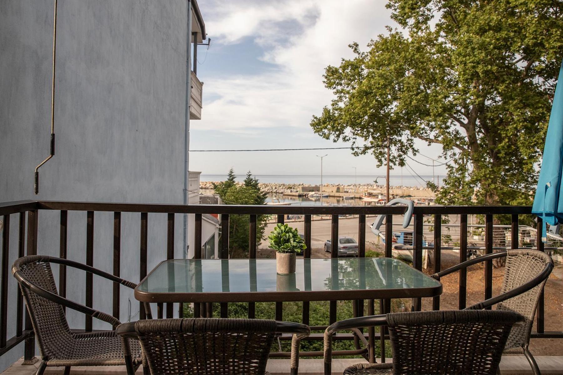 Manos Kritikakis Apartments Platamonas Exterior photo